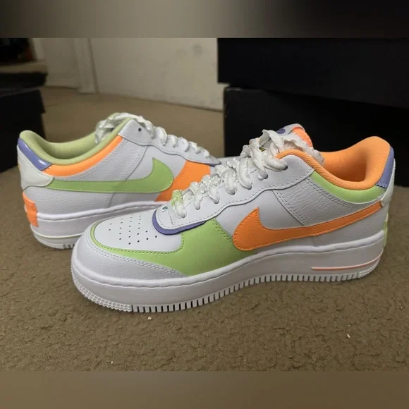 Nike Women’s Air Force 1 Shadow Sneakers - Picture 1 of 8